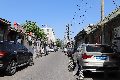 東四十一條胡同 - 是北京市東城區(qū)的一處歷史悠久的古老街巷